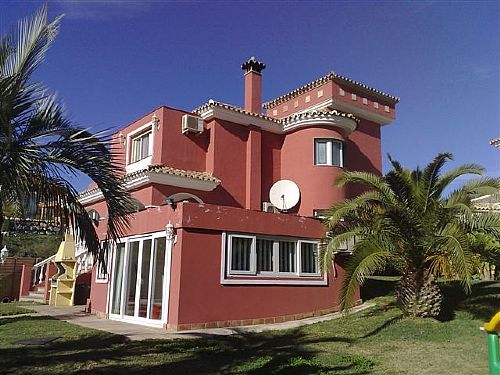 6 bed Villa for sale in La Capellania