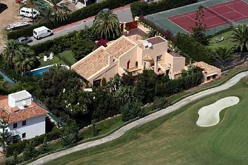 5 bed Villa for sale in Marbella